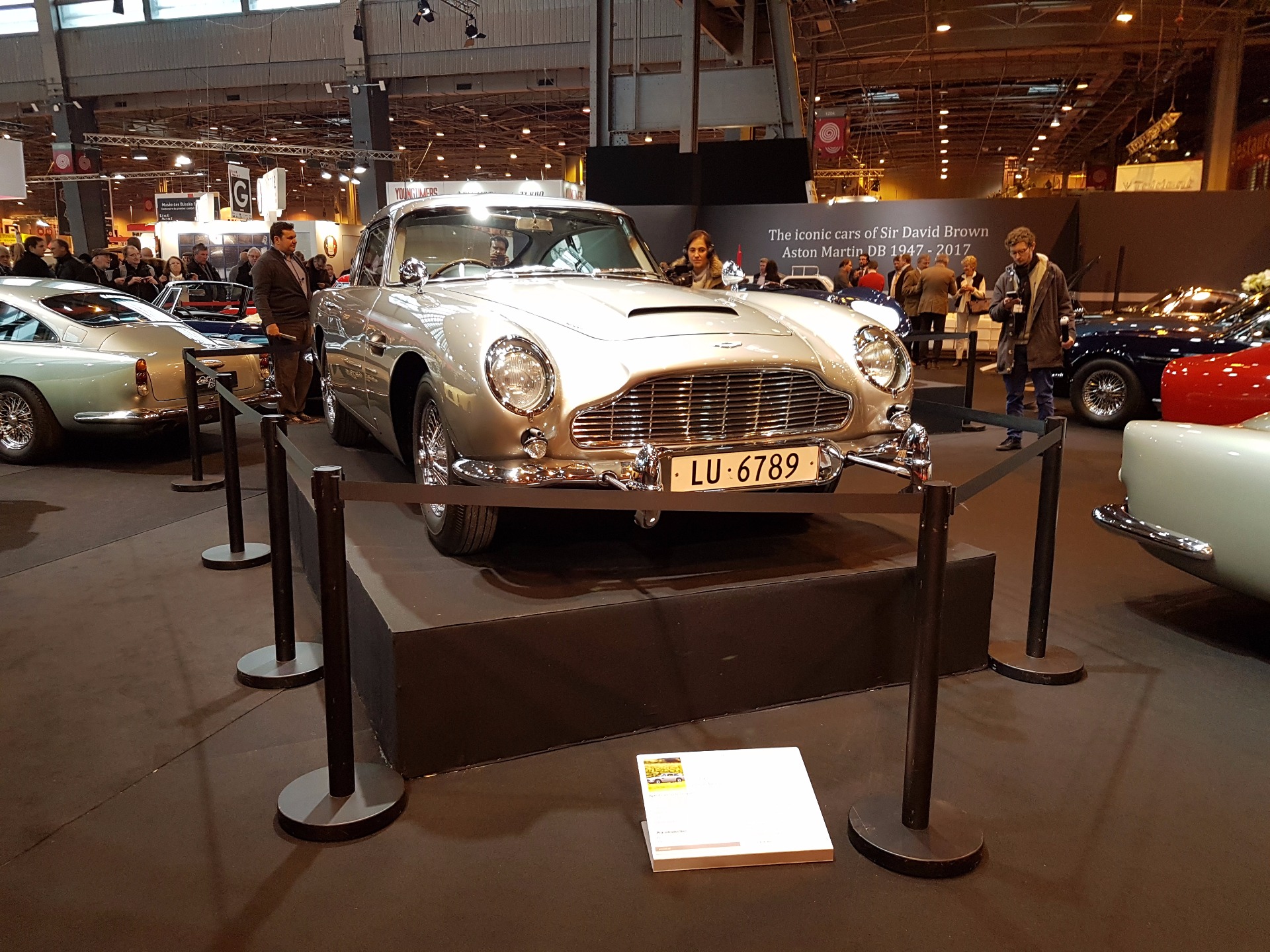 La mythique DB5 de James Bond!